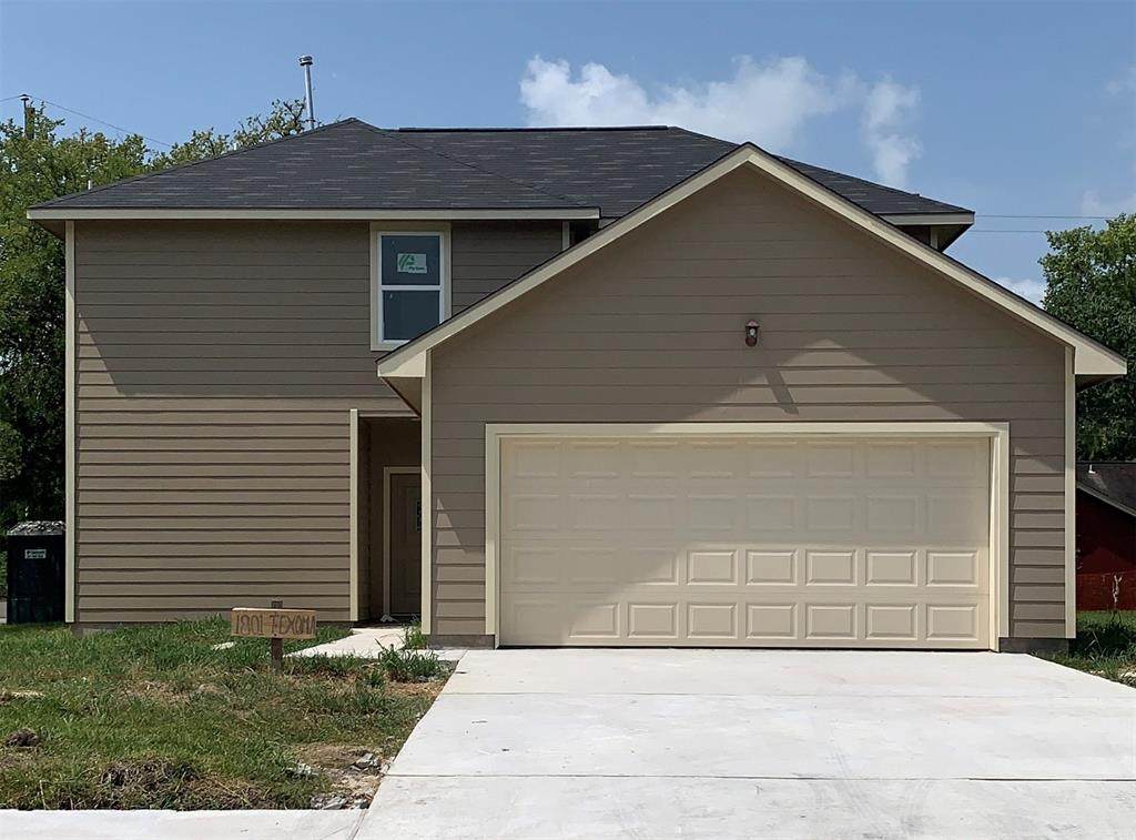 1801 Texoma Street - Photo 1