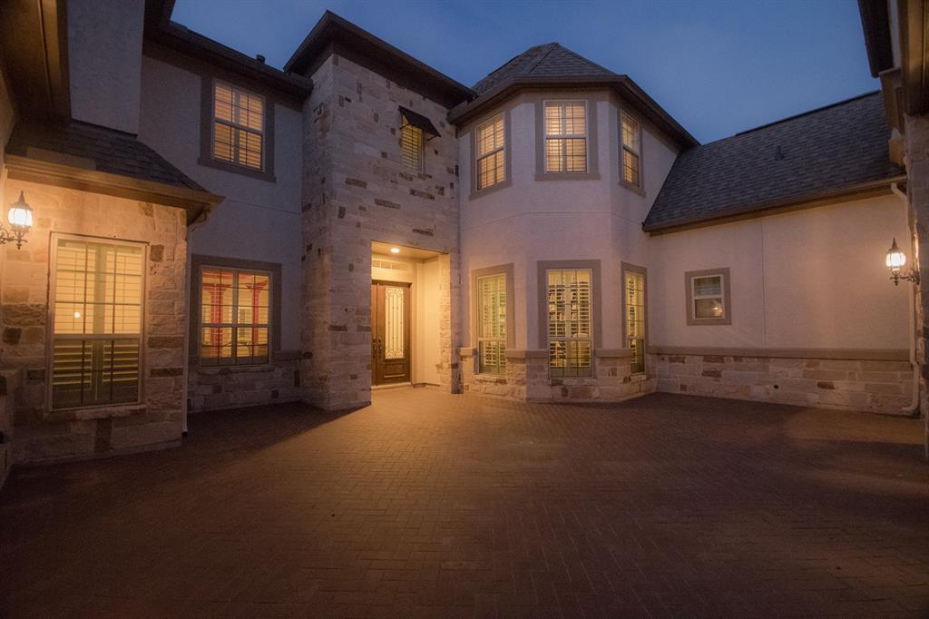 14 Napoli Way Drive - Photo 1