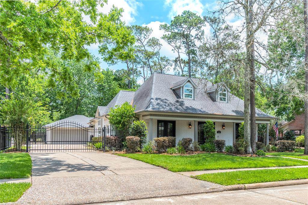 1203 Arbre Lane - Photo 1
