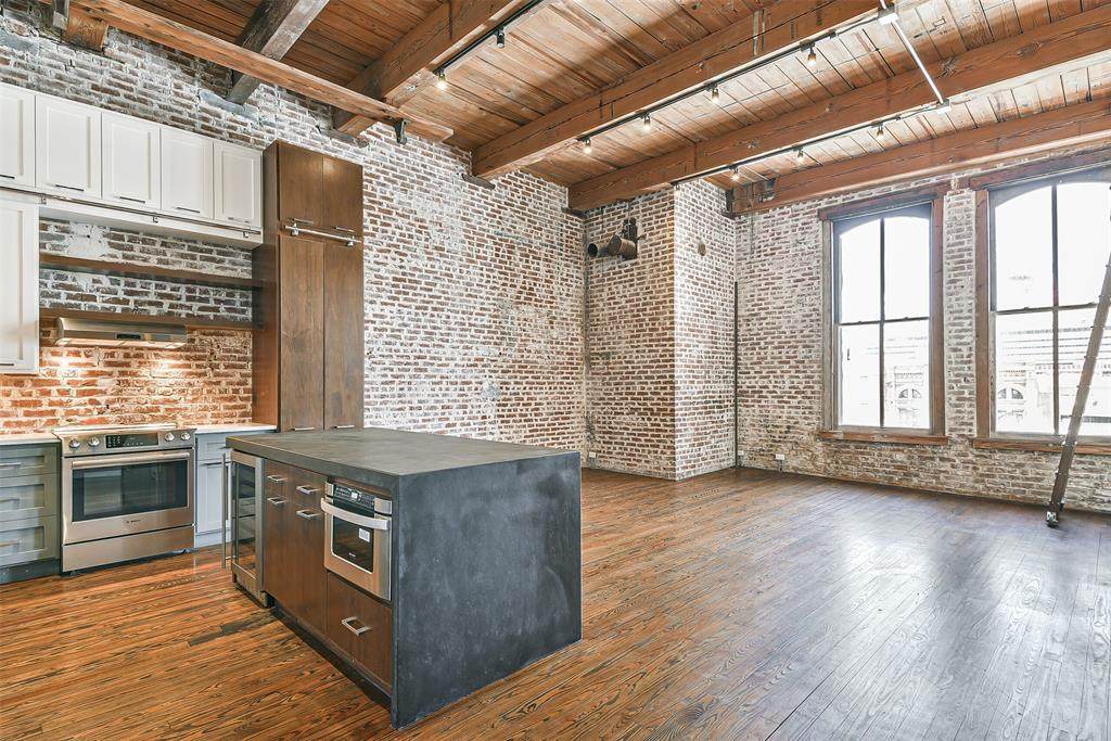2400 Mechanic Street - Photo 1