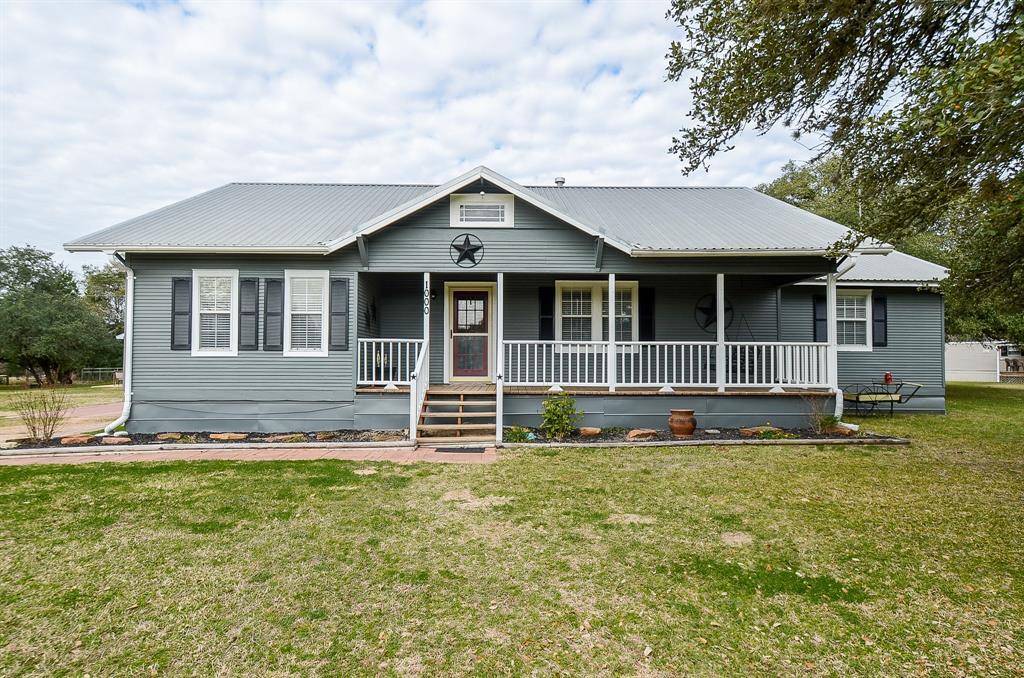 1000 Heiman Luedke Lane - Photo 1