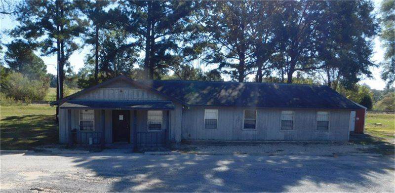 604 Us Highway 79 - Photo 1