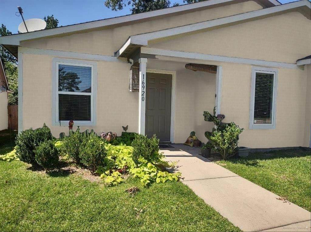 16920 W Juneau - Photo 1