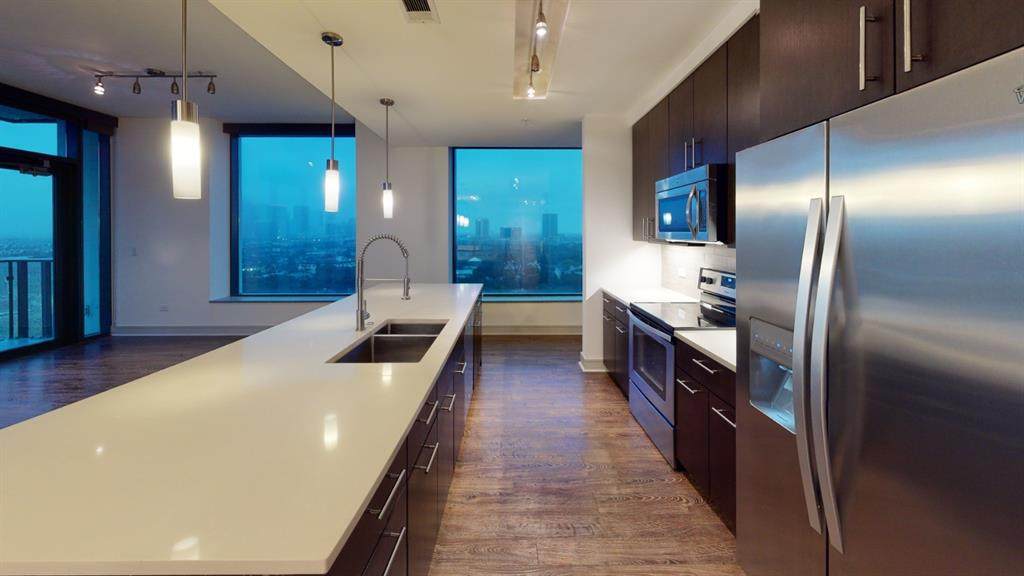 3400 Montrose Blvd - Photo 1