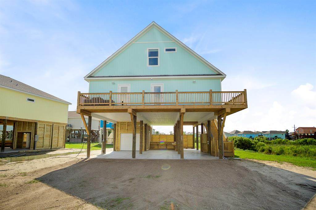 975 James Street - Photo 1