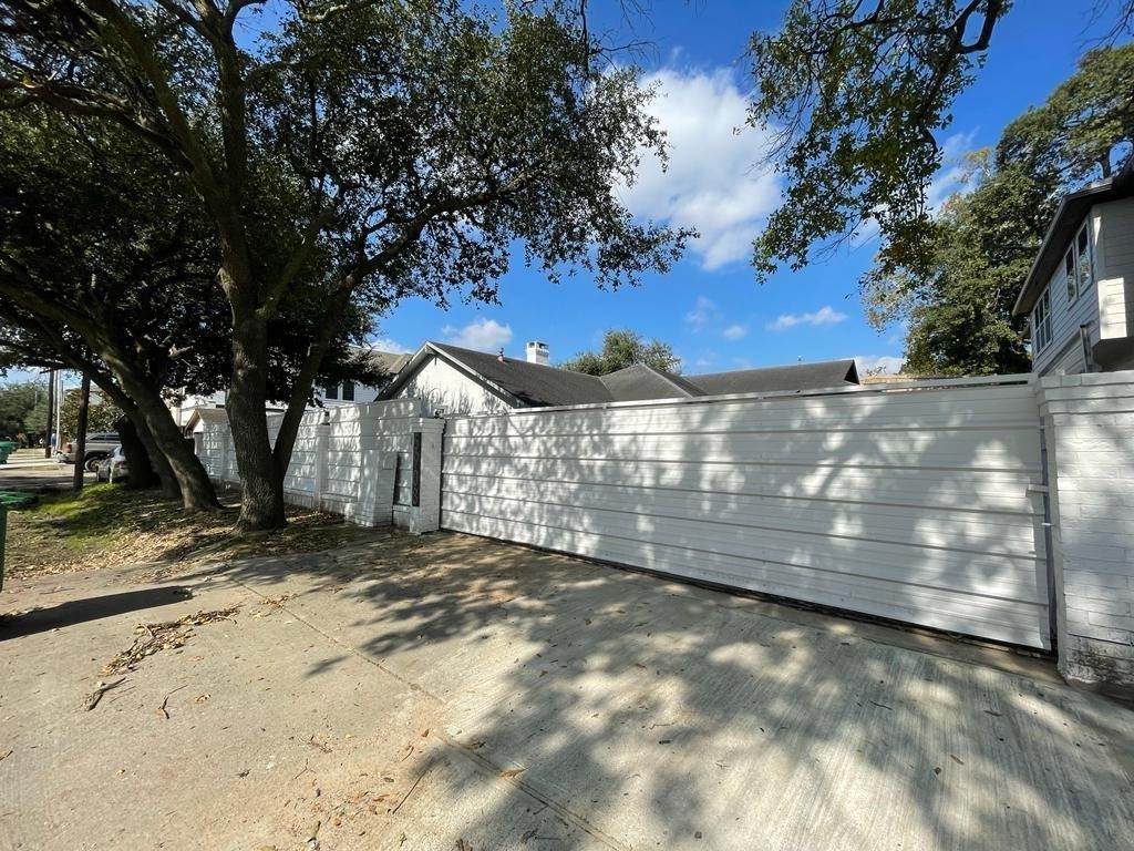 5908 Kiam Street - Photo 1