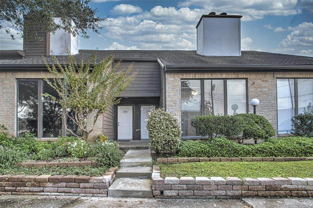 2601 Braeswood Boulevard - Photo 1
