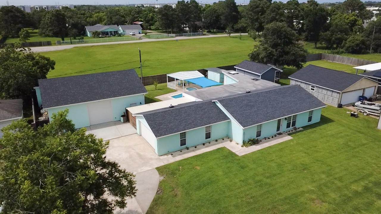 1212 Delores Street - Photo 1