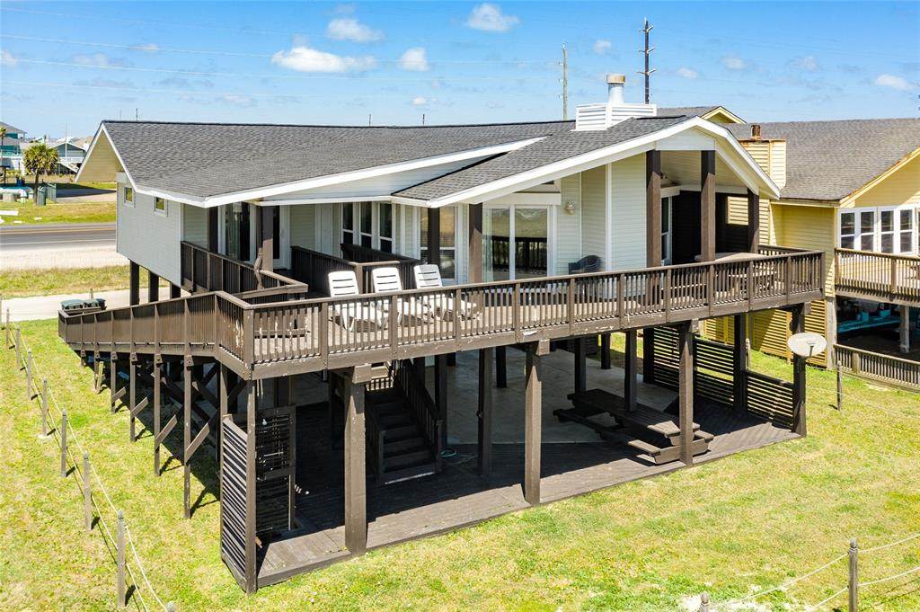 22529 Kennedy Drive - Photo 1