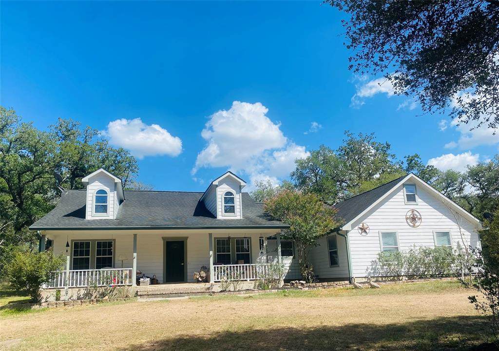 1083 Lyle Road - Photo 1