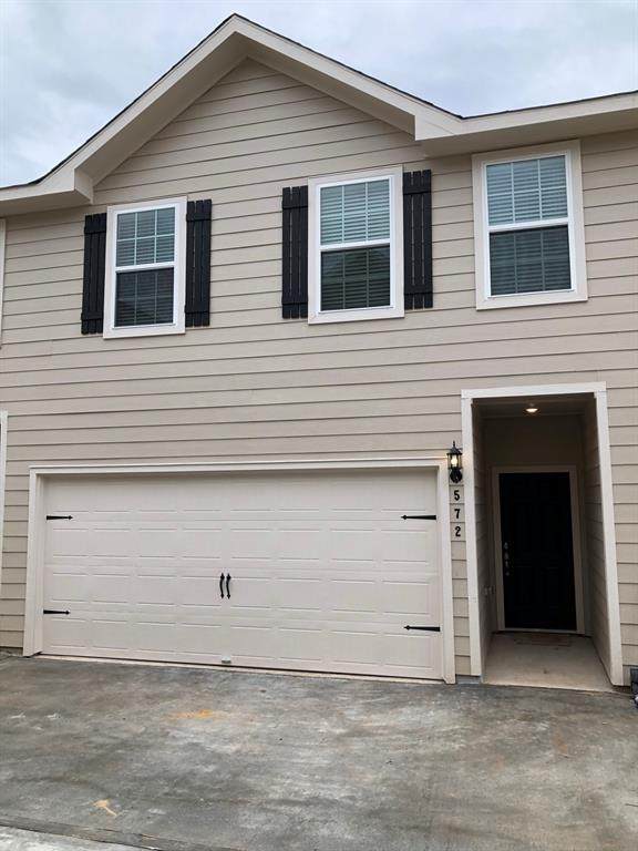 572 Soloman Lane - Photo 1