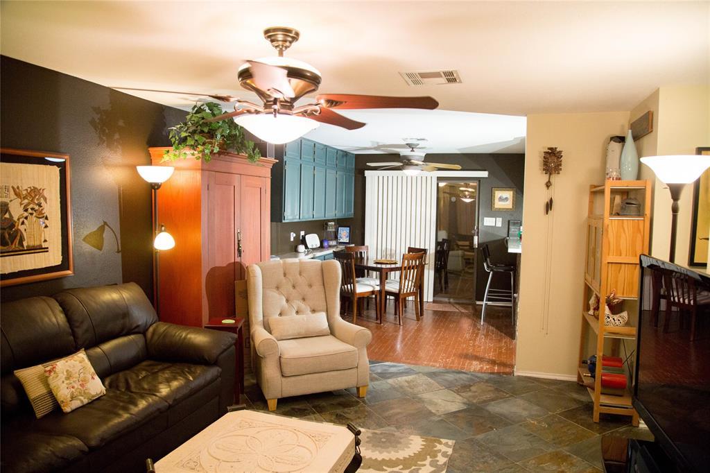 8801 Hammerly Boulevard - Photo 1