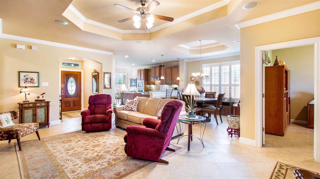 723 Saturnia Lane - Photo 1