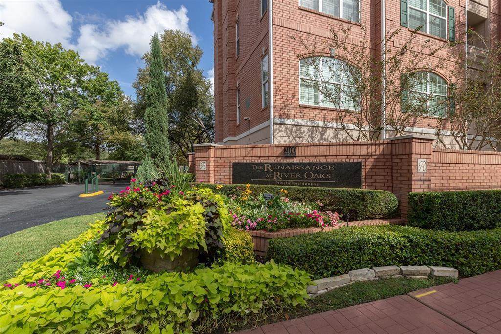 2100 Welch Street - Photo 1