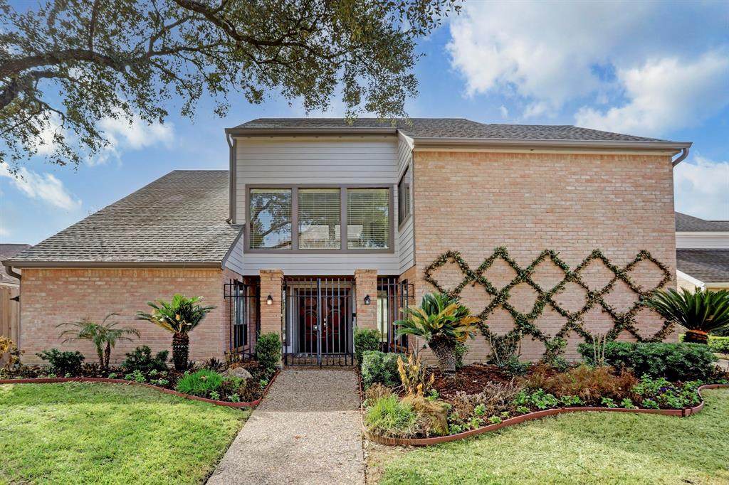 12211 Burgoyne Drive - Photo 1