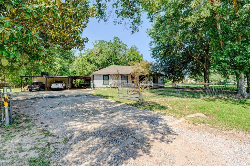 35223 Pine Circle - Photo 1