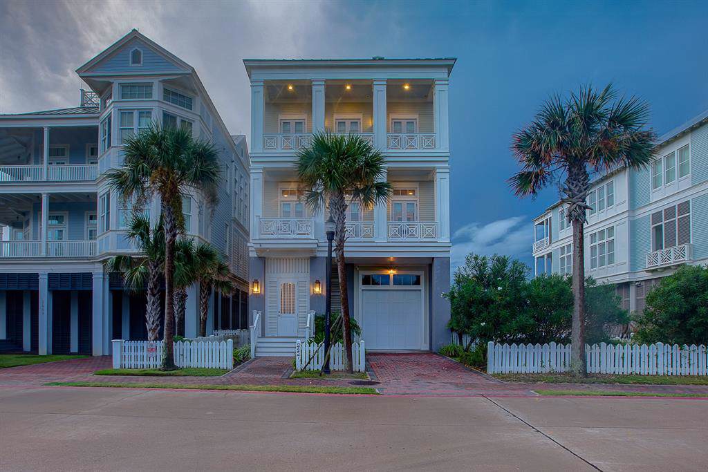 2457 East Seaside Drive - Photo 1 2457 East Seaside Drive - Photo 1