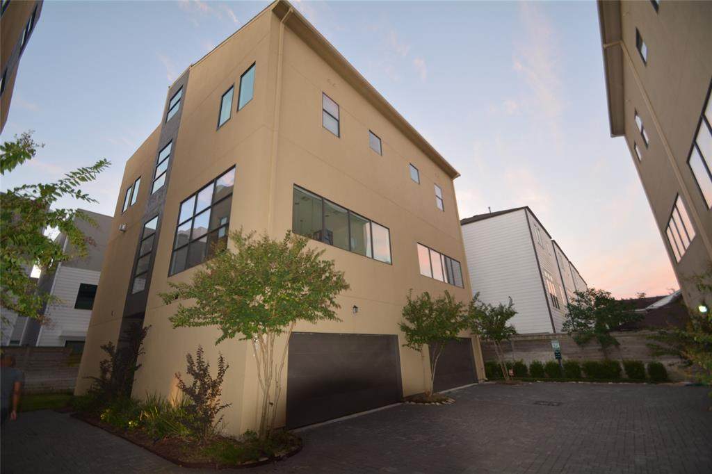 4804 Chenevert Street - Photo 1