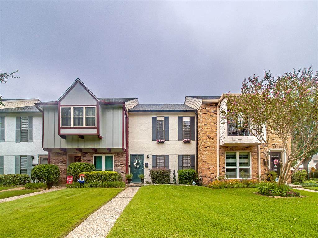 10272 Longmont Drive - Photo 1