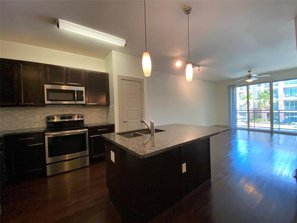 145 Heights Boulevard - Photo 1
