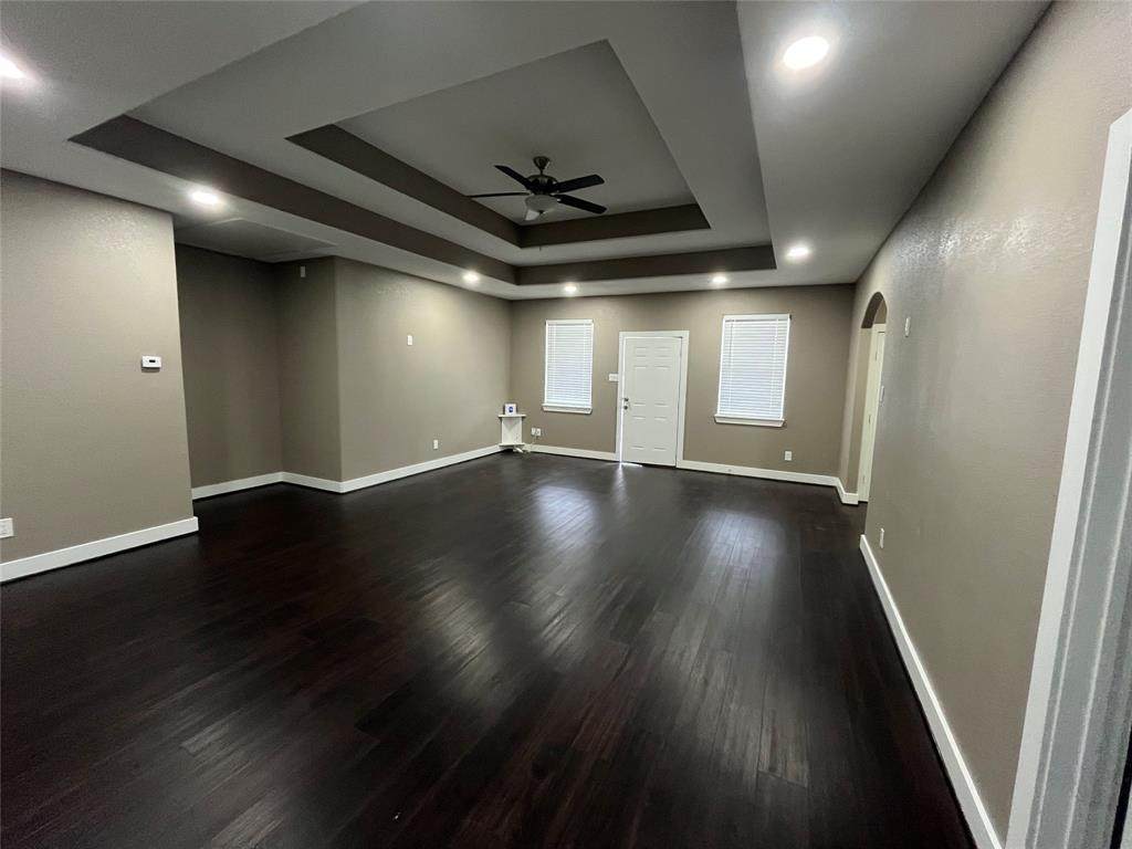 180 County Road 3559 - Photo 1