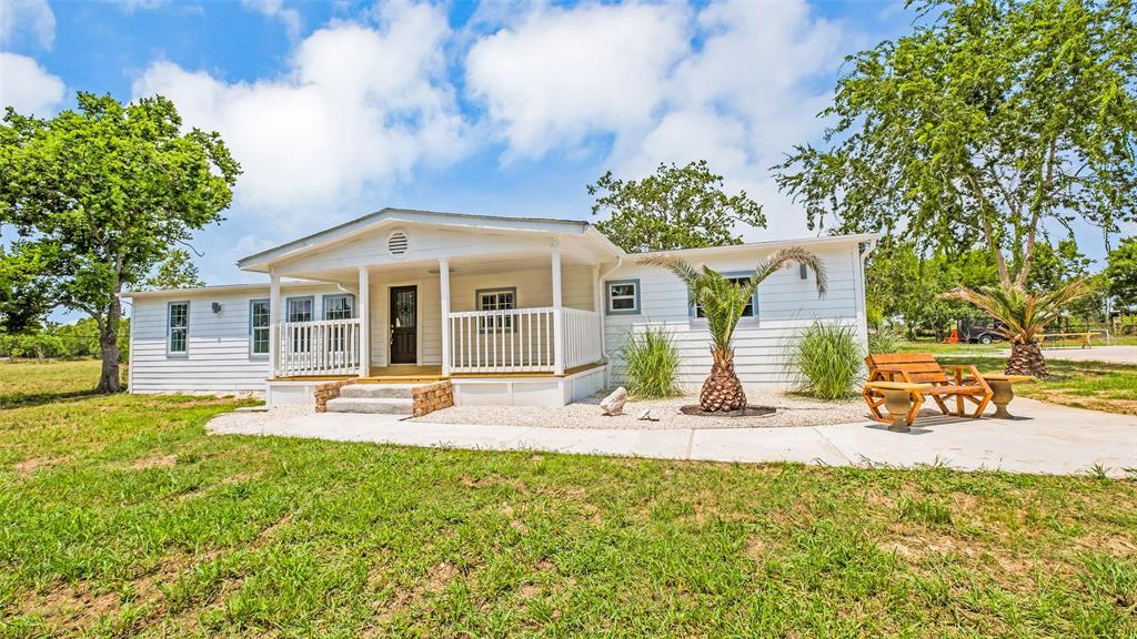 9832 Providence Road - Photo 1