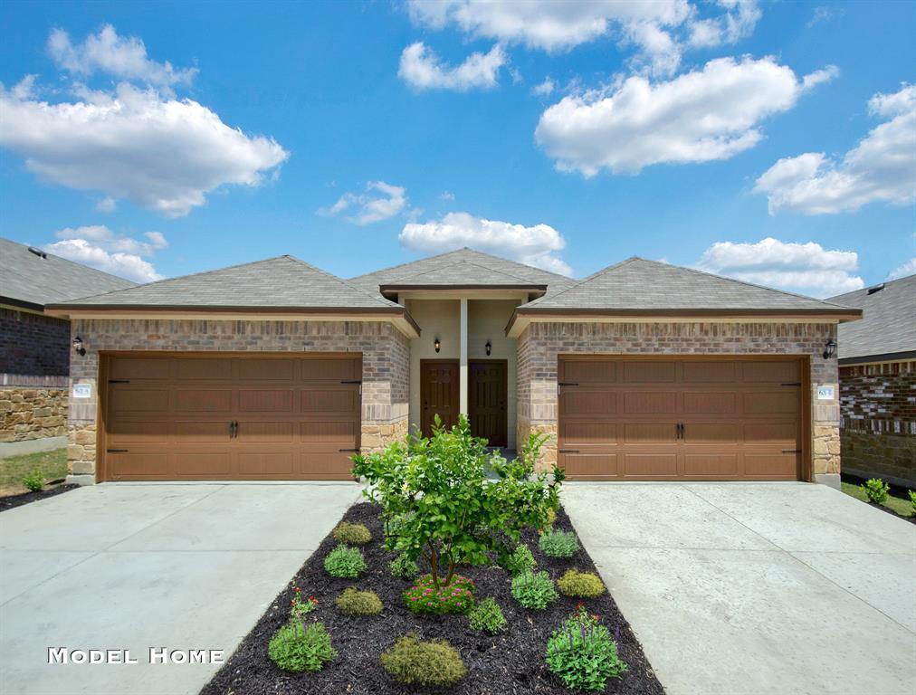 343 Joanne Loop - Photo 1