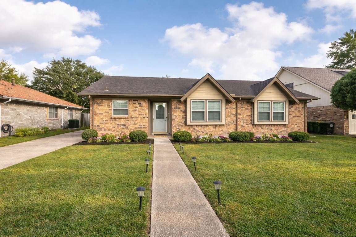 4415 Seminole Street - Photo 1