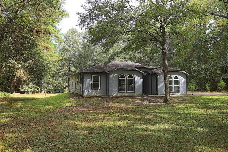 216 Oak Hill Drive - Photo 1