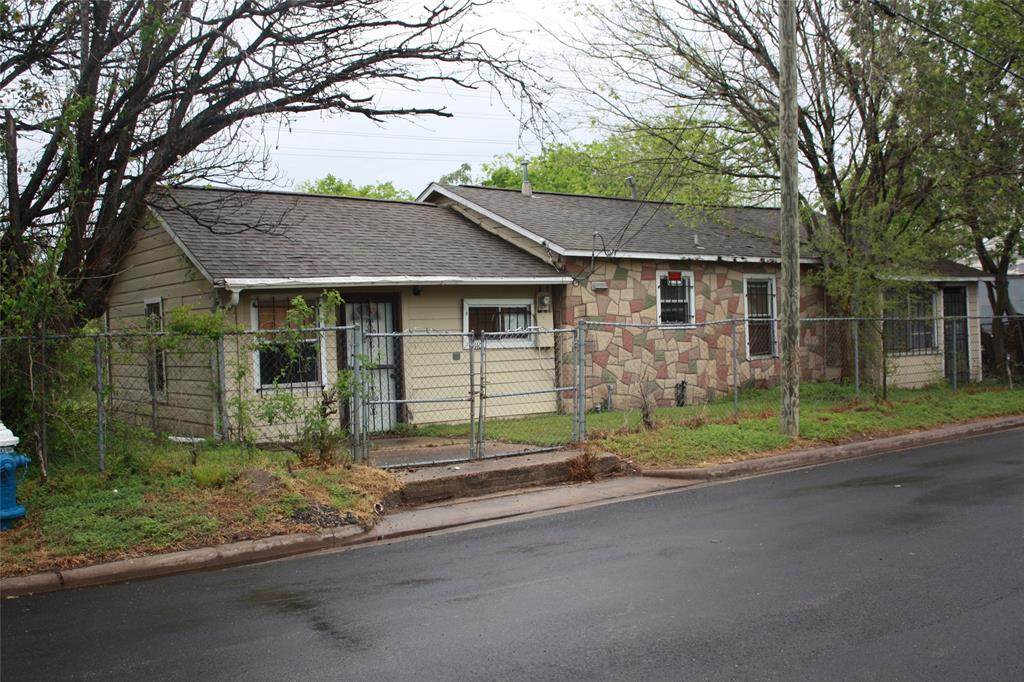 1403 36th Street - Photo 1