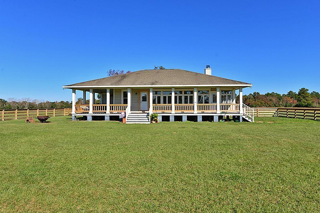 23502 Botkins Road - Photo 1