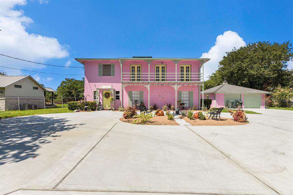 414 Bayridge Road - Photo 1