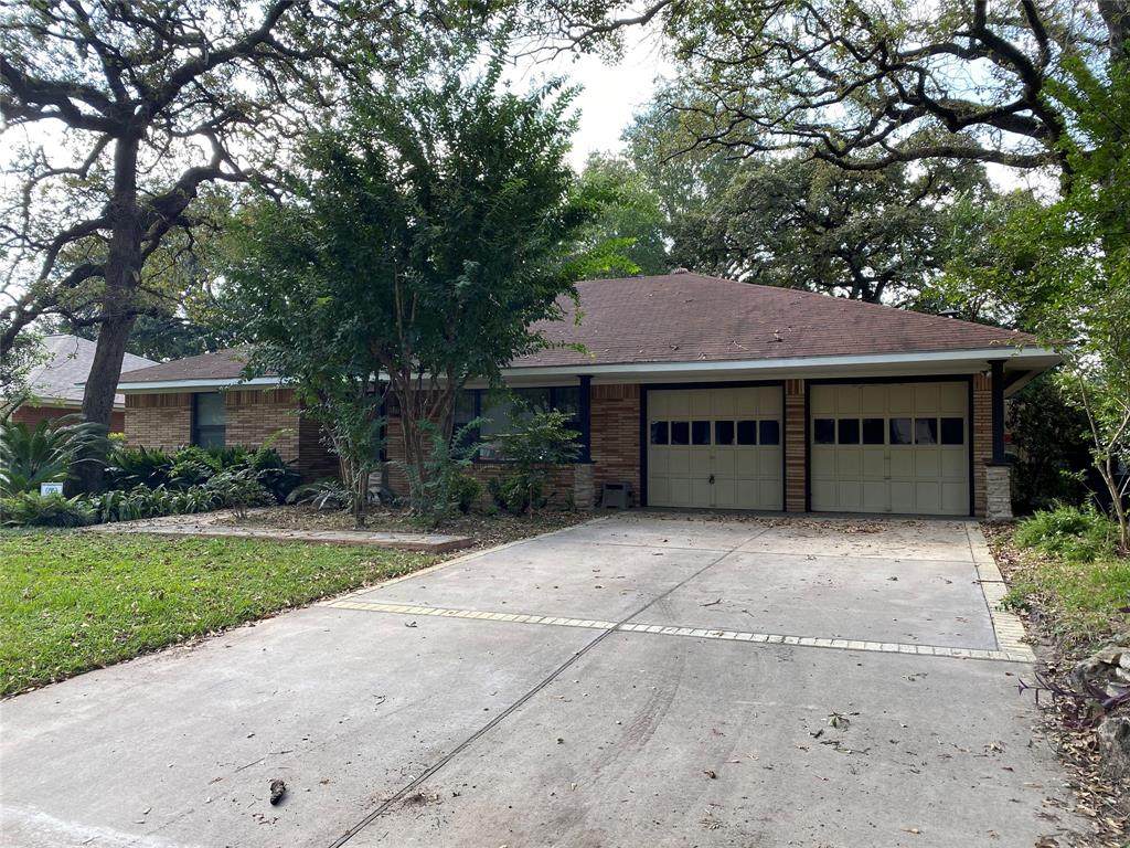 1810 Tannehill Drive - Photo 1