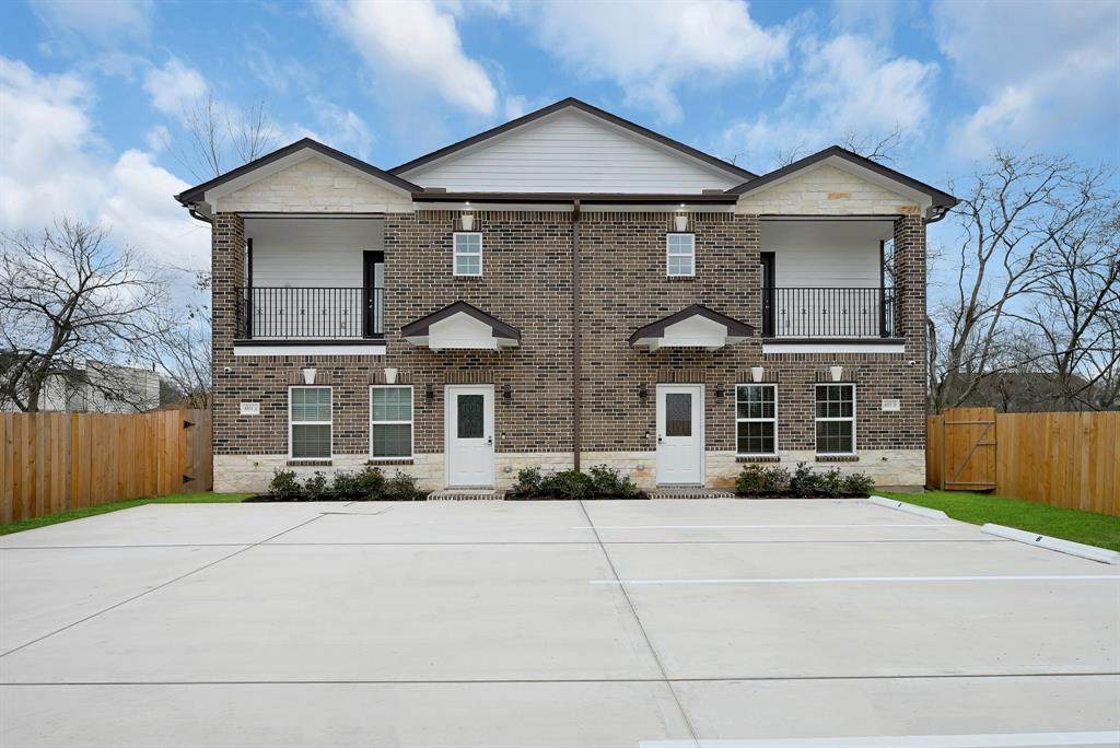 4805 Wilmington Street - Photo 1