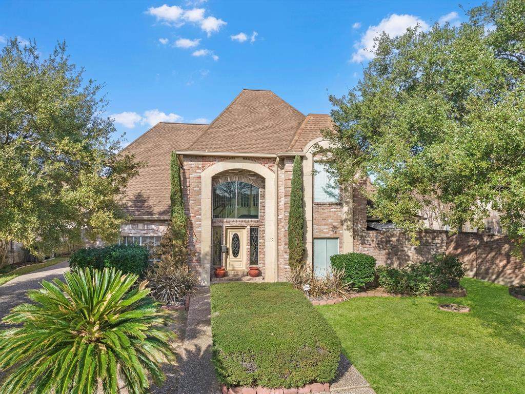 18 Hickory Shadows Drive - Photo 1