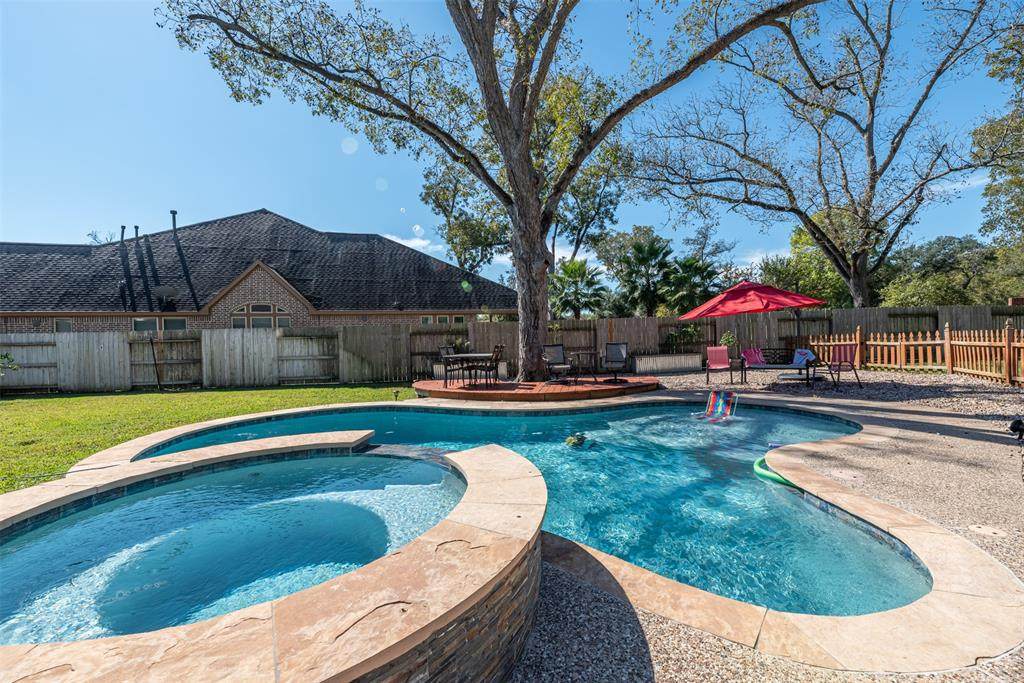 7 Bear Grove Drive - Photo 1