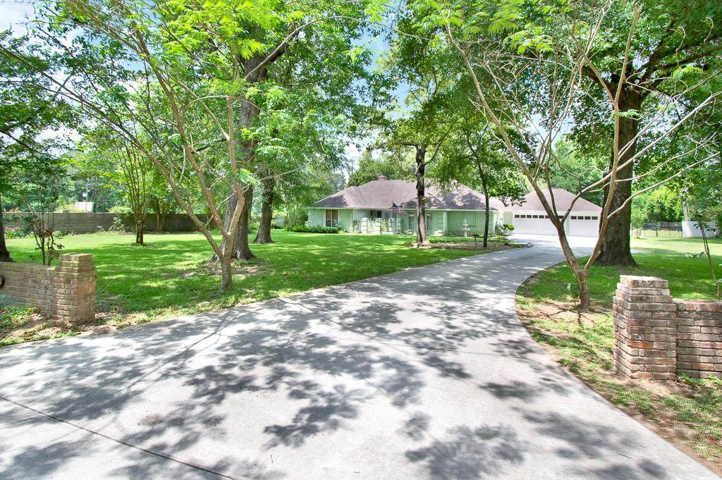 135 Linwood - Photo 1