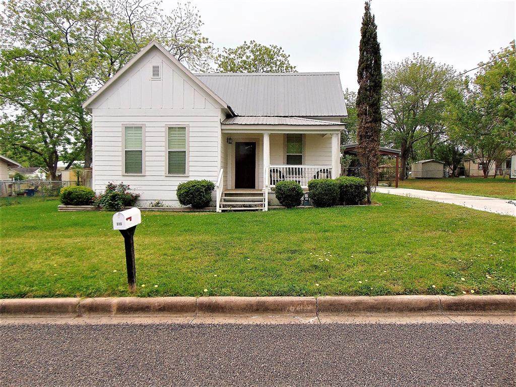 315 W 13th Street - Photo 1