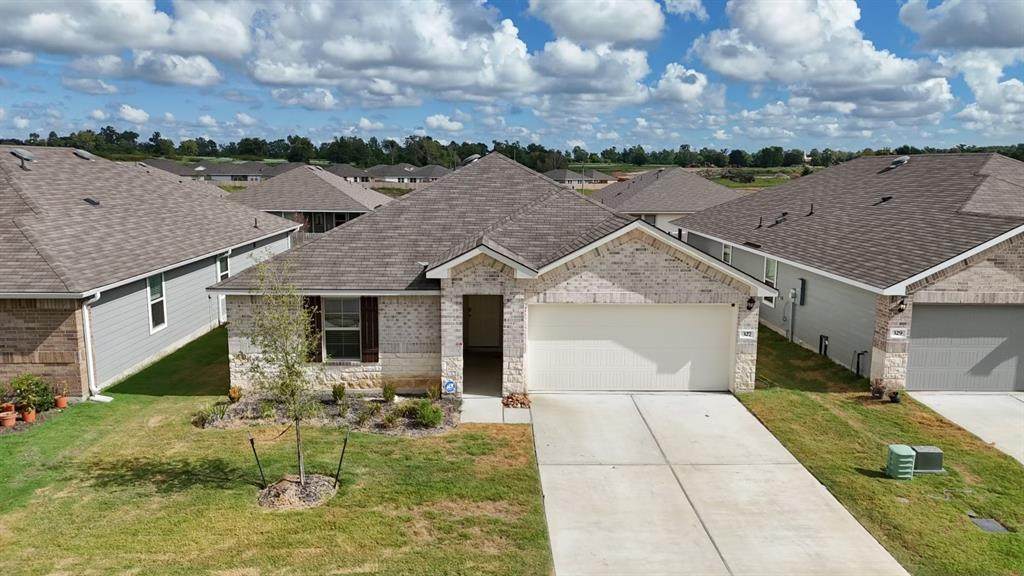 327 Pecos Drive - Photo 1
