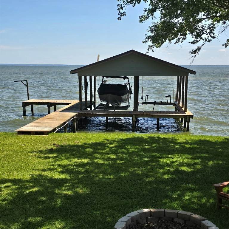 275 Sam Houston Loop - Photo 1