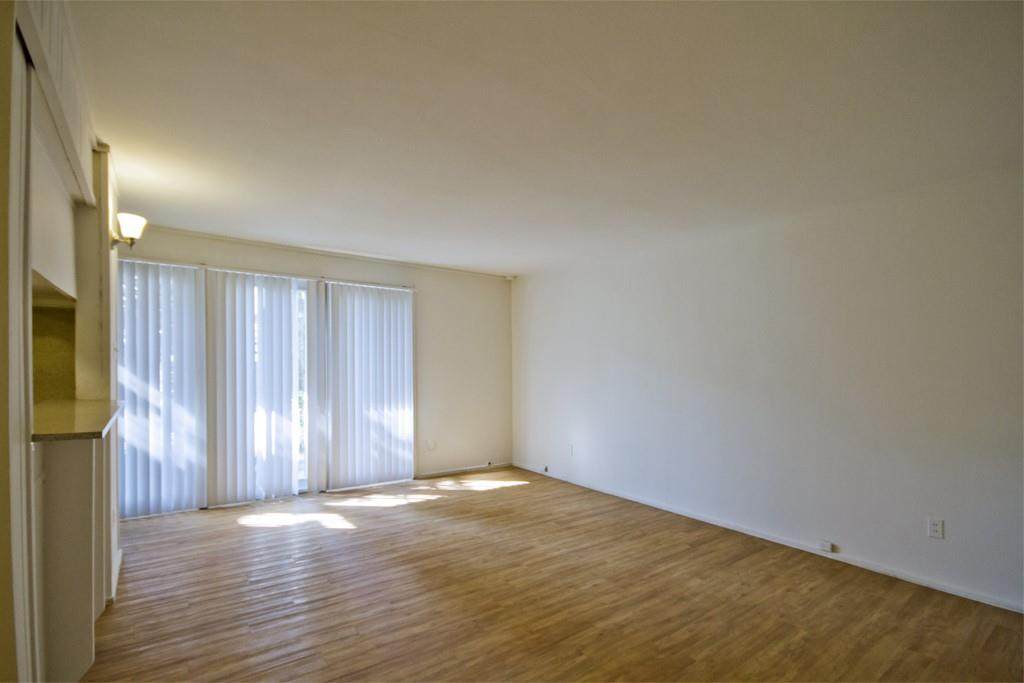 1000 Heights Boulevard - Photo 1
