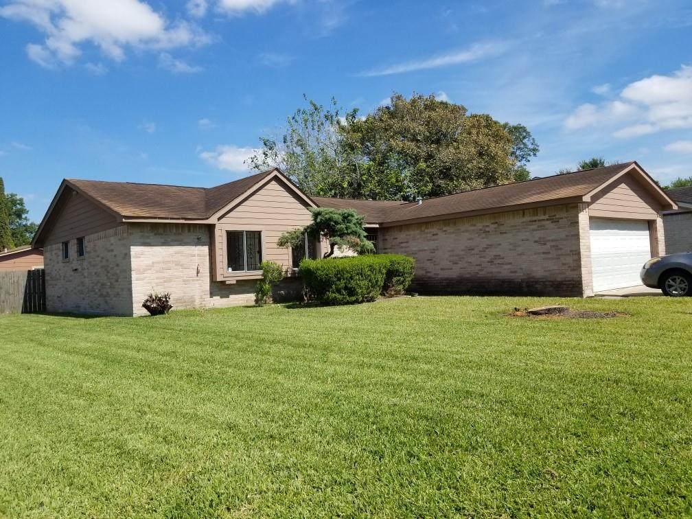 6526 Summer Ridge Drive - Photo 1