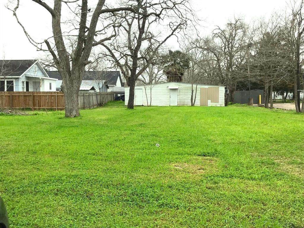 2420 Richmond Road - Photo 1