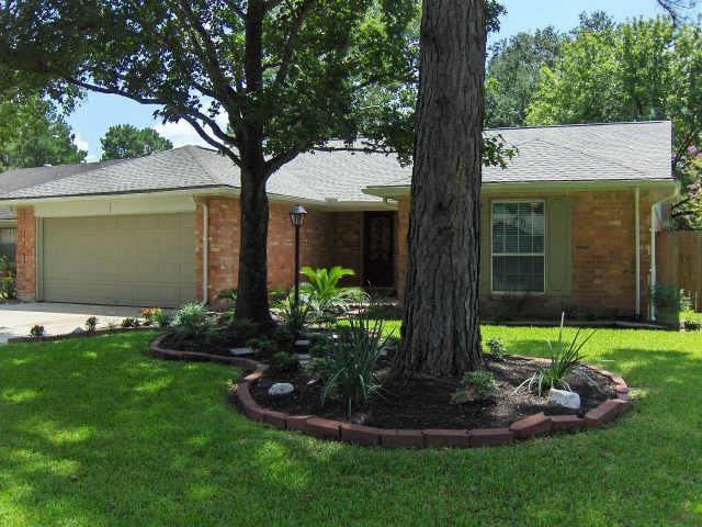 9927 Landry Boulevard - Photo 1