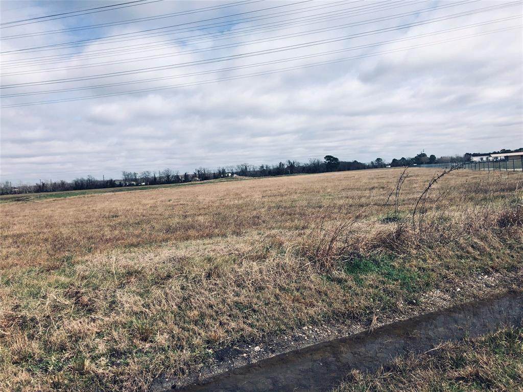 0 Fm 1942 Road - Photo 1