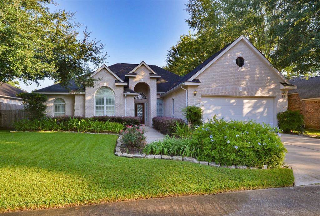 20282 Ivy Point Circle - Photo 1