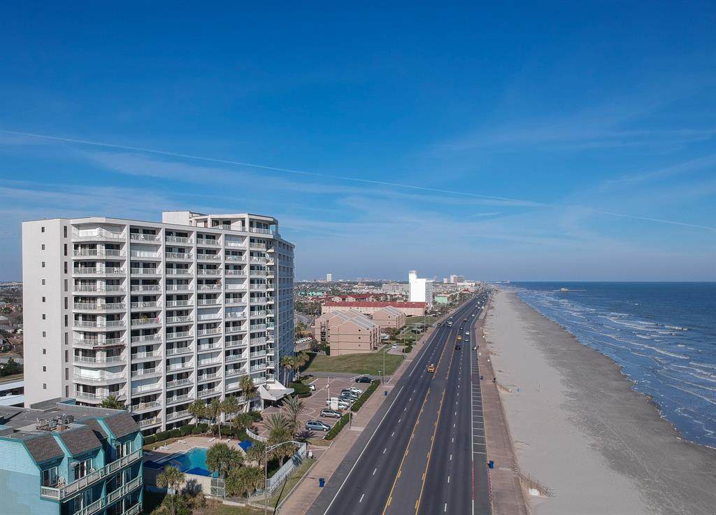 7700 Seawall Boulevard - Photo 1
