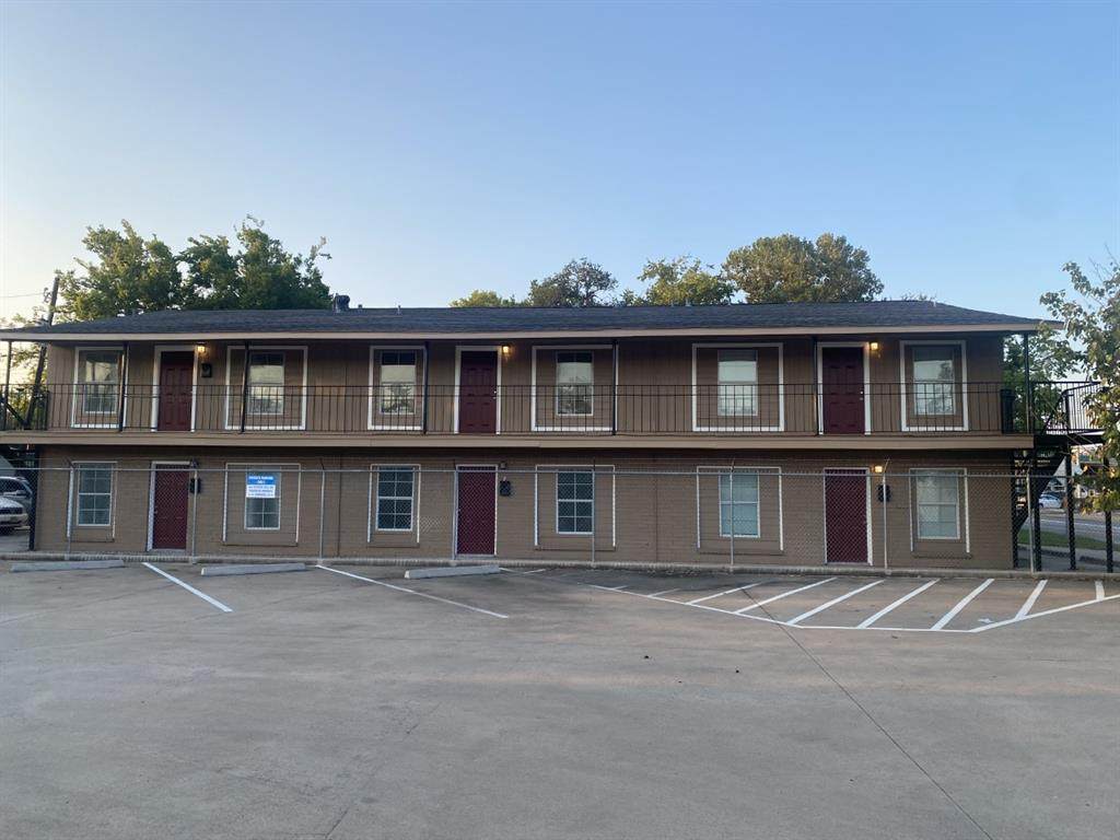 514 Houston Street - Photo 1