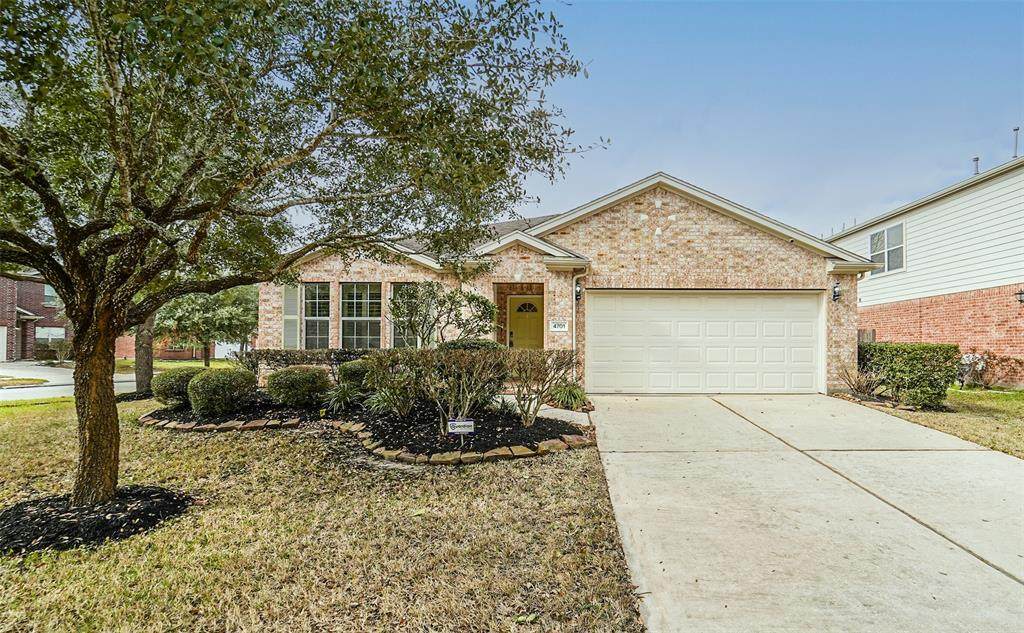 4701 Glencastle Court - Photo 1