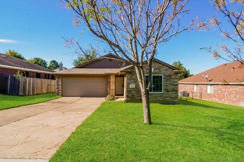 507 Lake View Drive - Photo 1